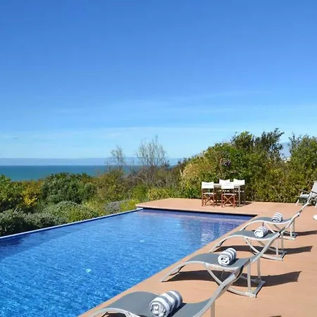 Extravagant Villa Icie Platinum 7 Bedrooms Stunning Sea Views Private Tennis C فيلة